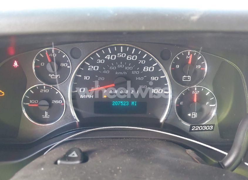 Photo 5 of 2008 Chevrolet Express CUTAWAY WORK VAN (VIN 1GBJG31K481220303)