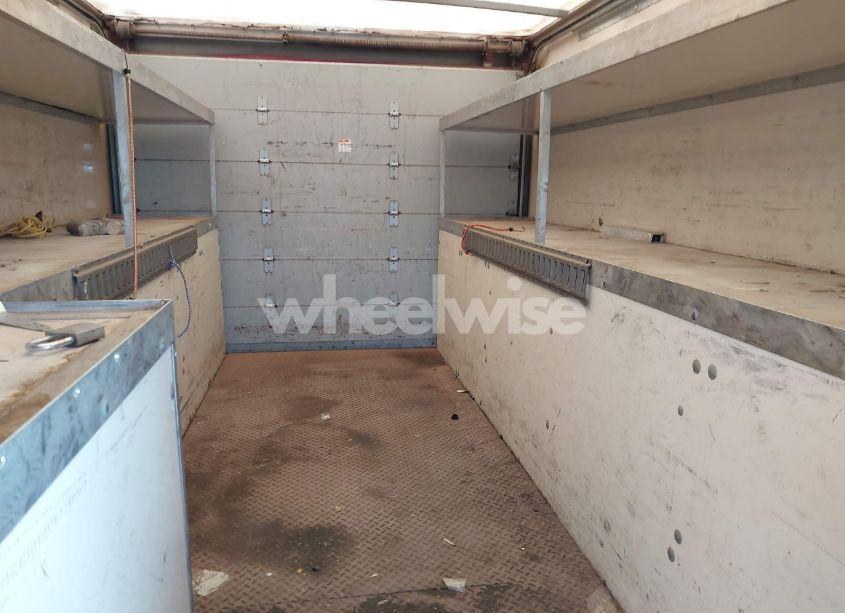 Photo 6 of 2008 Chevrolet Express CUTAWAY WORK VAN (VIN 1GBJG31K481220303)