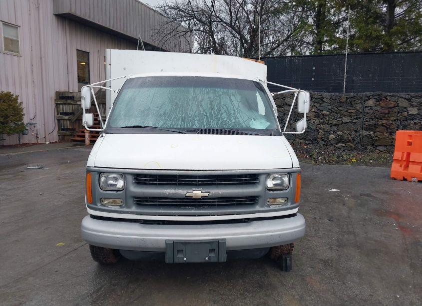 Photo 12 of 2002 Chevrolet Express COMM CUTAWAY (VIN 1GBJG31R221148649)