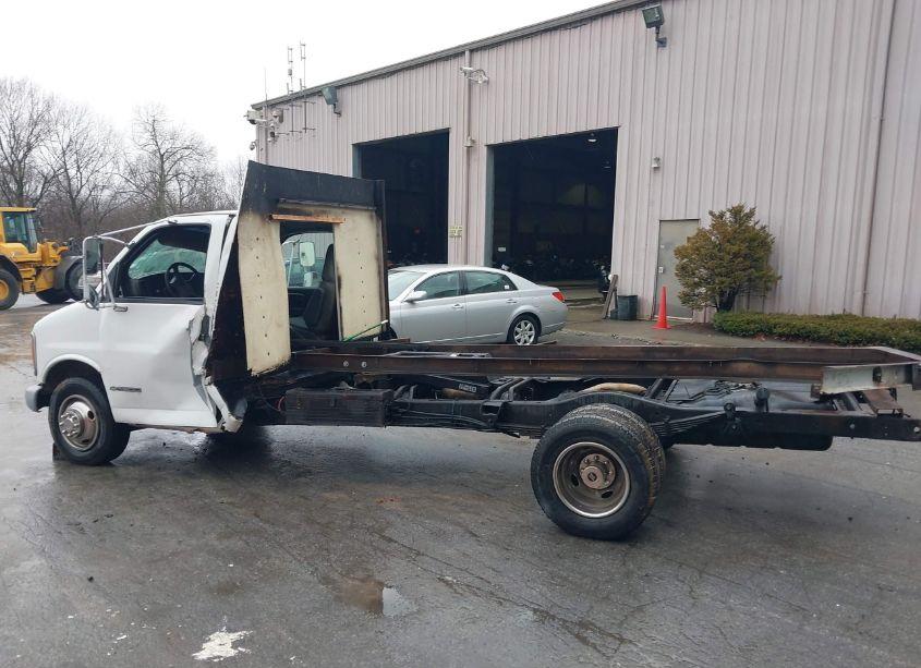 Photo 14 of 2002 Chevrolet Express COMM CUTAWAY (VIN 1GBJG31R221148649)