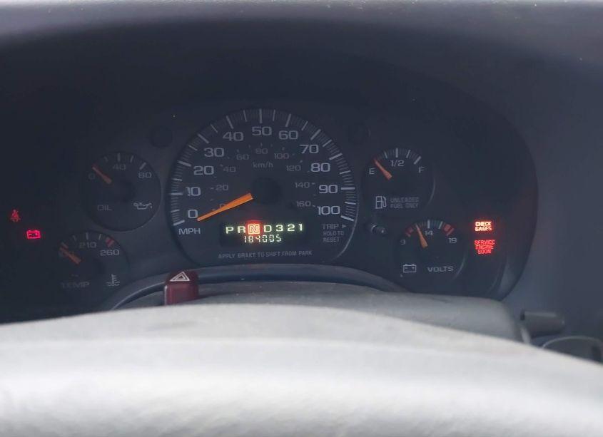 Photo 5 of 2000 Chevrolet Express COMM CUTAWAY (VIN 1GBJG31R2Y1129477)