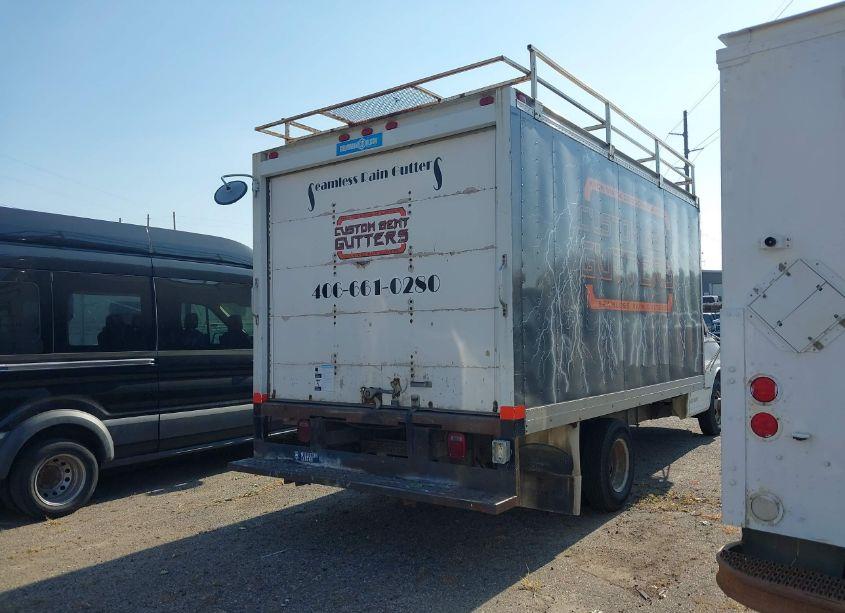 Photo 4 of 2002 Chevrolet Express COMM CUTAWAY (VIN 1GBJG31R821138286)