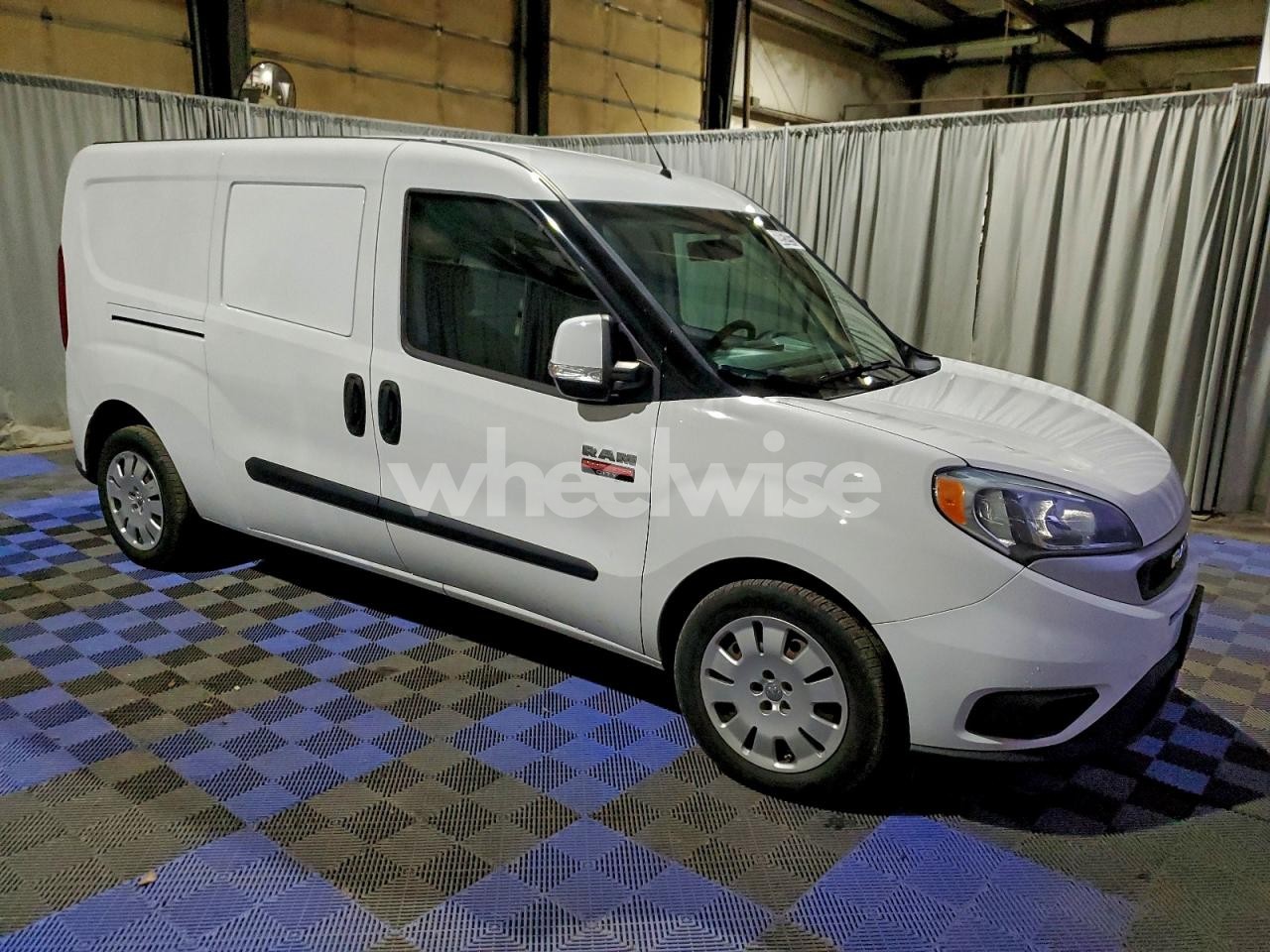 Photo 4 of 2021 RAM PROMASTER UTILITY / SERVICE VAN (VIN 1GBJG31U061163953)