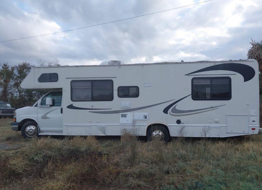 Photo 15 of 2004 Chevrolet Express CUTAWAY BASE W/C7L/C7N (VIN 1GBJG31U141163991)