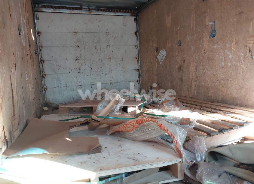 Photo 7 of 2004 Chevrolet Express CUTAWAY BASE W/C7L/C7N (VIN 1GBJG31U341172286)