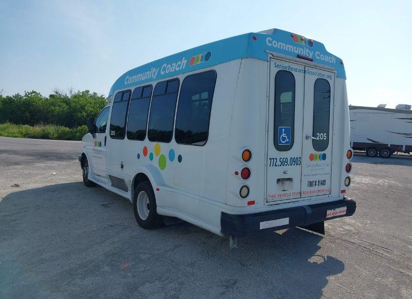 Photo 3 of 2007 Chevrolet Express CUTAWAY WORK VAN (VIN 1GBJG31U371136635)