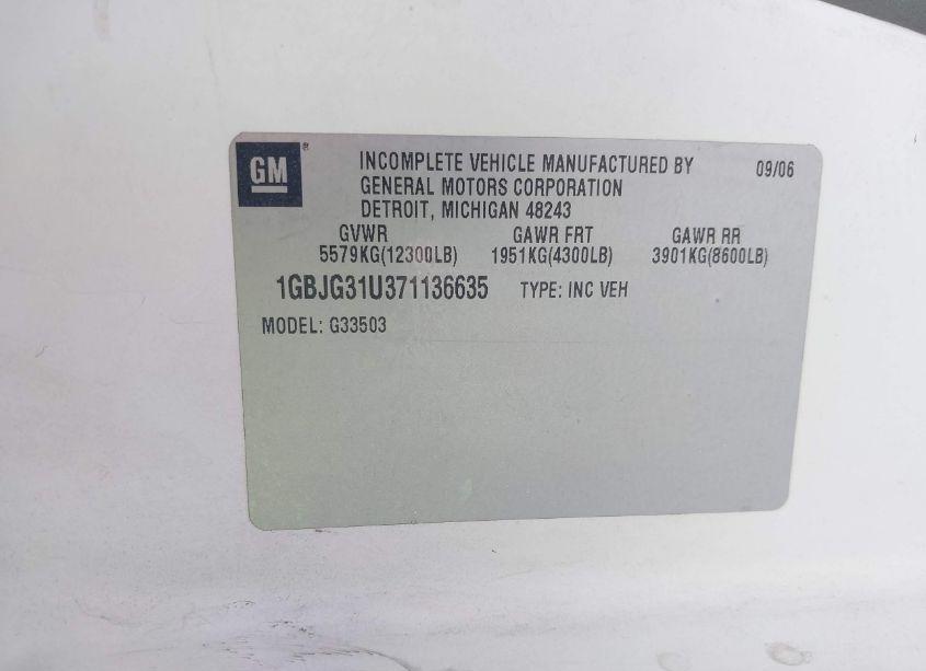 Photo 8 of 2007 Chevrolet Express CUTAWAY WORK VAN (VIN 1GBJG31U371136635)