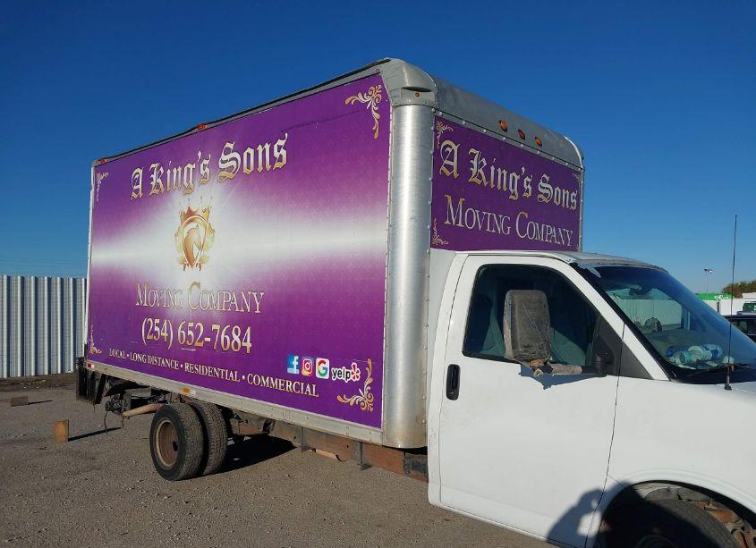 Photo 10 of 2005 Chevrolet Express CUTAWAY BASE W/C7L/C7N (VIN 1GBJG31U451206172)