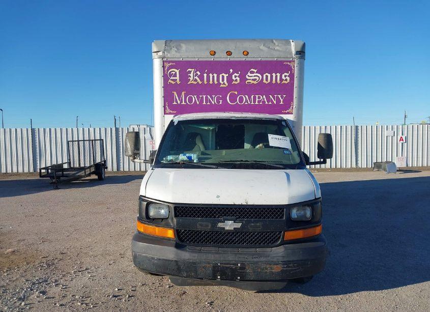 Photo 11 of 2005 Chevrolet Express CUTAWAY BASE W/C7L/C7N (VIN 1GBJG31U451206172)