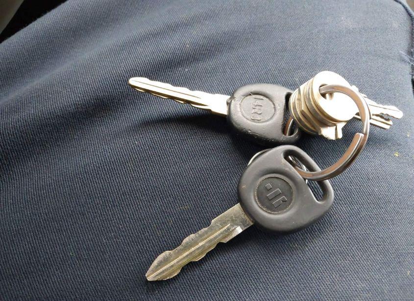 Photo 10 of 2004 Chevrolet Express CUTAWAY BASE W/C7L/C7N (VIN 1GBJG31U641160083)