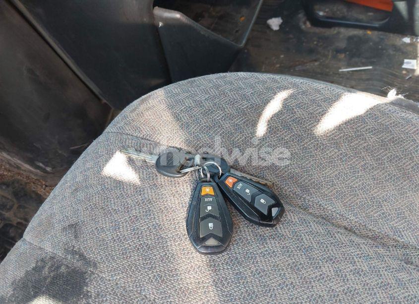 Photo 10 of 2005 Chevrolet Express CUTAWAY BASE W/C7A (VIN 1GBJG31U651236581)