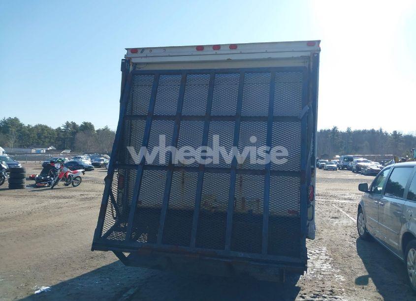 Photo 16 of 2007 Chevrolet Express CUTAWAY WORK VAN (VIN 1GBJG31U671254484)