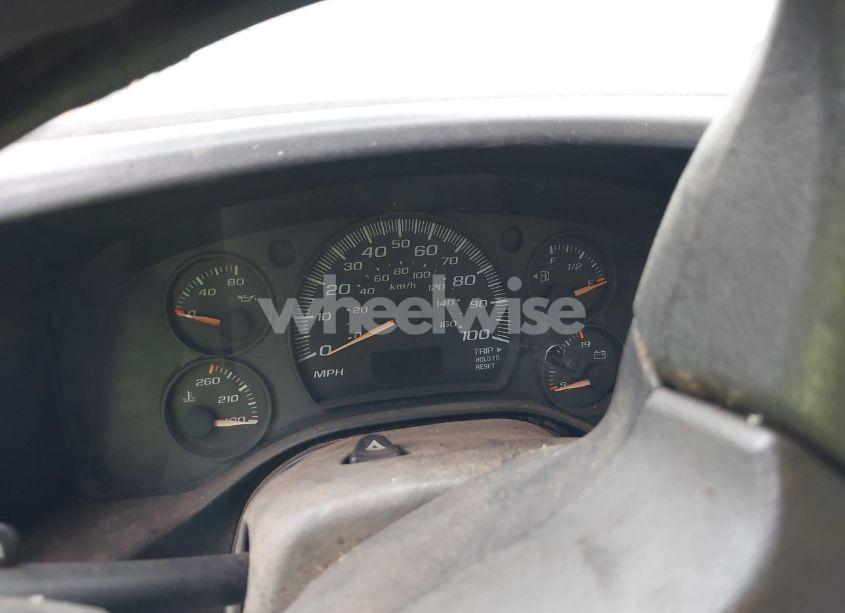Photo 5 of 2003 Chevrolet Express CUTAWAY BASE W/C7L/C7N (VIN 1GBJG31U831163663)