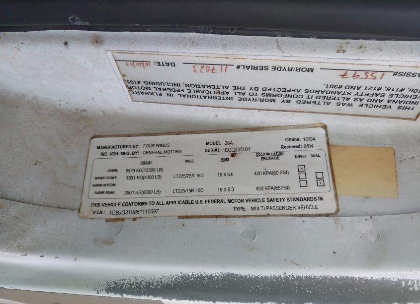 Photo 9 of 2005 Chevrolet Express CUTAWAY (VIN 1GBJG31U851115597)