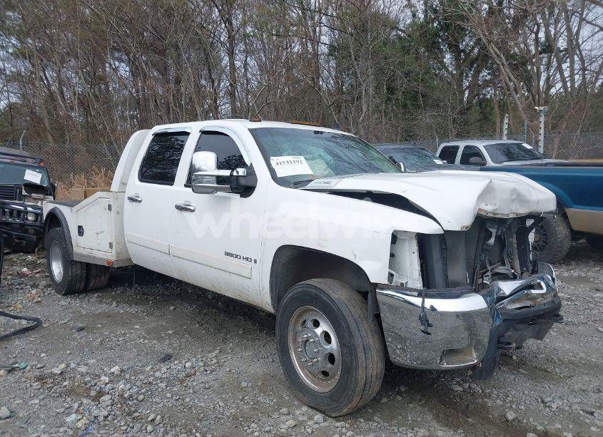 Photo 13 of 2007 Chevrolet Silverado 3500 LTZ (VIN 1GBJK33637F567279)