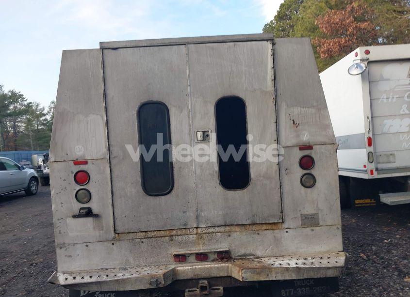 Photo 15 of 2005 Chevrolet Silverado 3500 CHASSIS WORK TRUCK (VIN 1GBJK34235E328605)