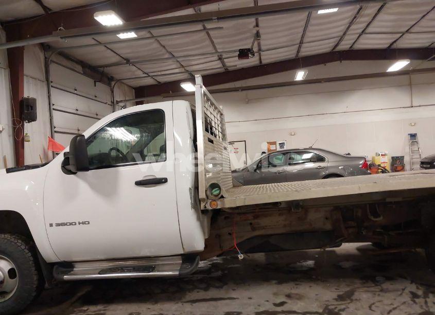 Photo 17 of 2007 Chevrolet Silverado 3500 CHASSIS WORK TRUCK (VIN 1GBJK34607E581953)