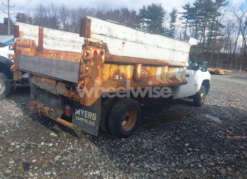 Photo 4 of 2007 Chevrolet Silverado 3500 CHASSIS LT1 (VIN 1GBJK34637E550518)