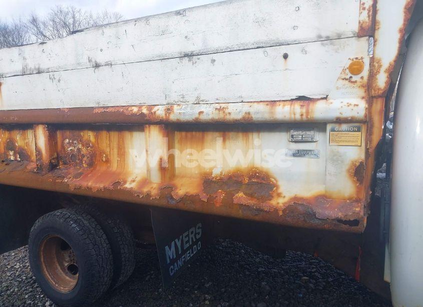 Photo 6 of 2007 Chevrolet Silverado 3500 CHASSIS LT1 (VIN 1GBJK34637E550518)