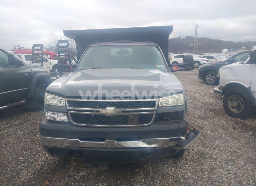 Photo 12 of 2006 Chevrolet Silverado 3500 CHASSIS WORK TRUCK (VIN 1GBJK34D86E201738)