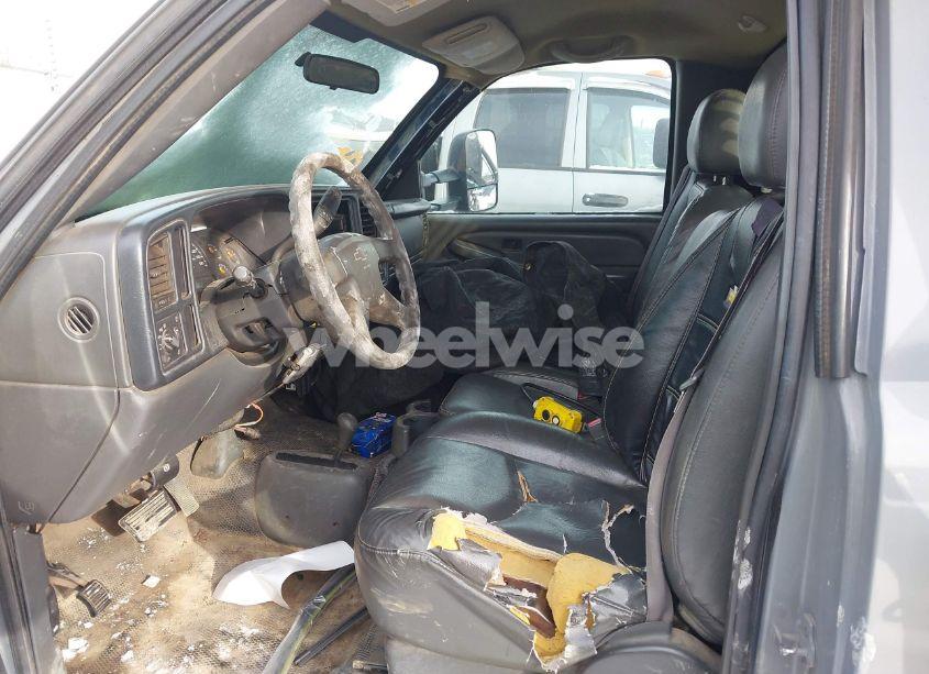 Photo 7 of 2006 Chevrolet Silverado 3500 CHASSIS WORK TRUCK (VIN 1GBJK34D86E201738)