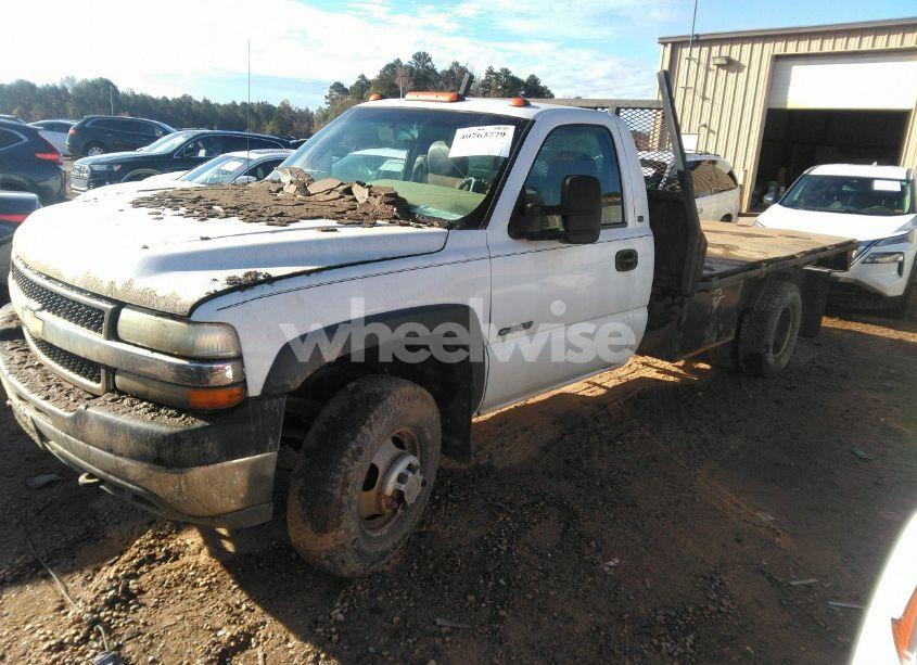Photo 2 of 2002 Chevrolet Silverado 3500 CHASSIS (VIN 1GBJK34G82F173695)