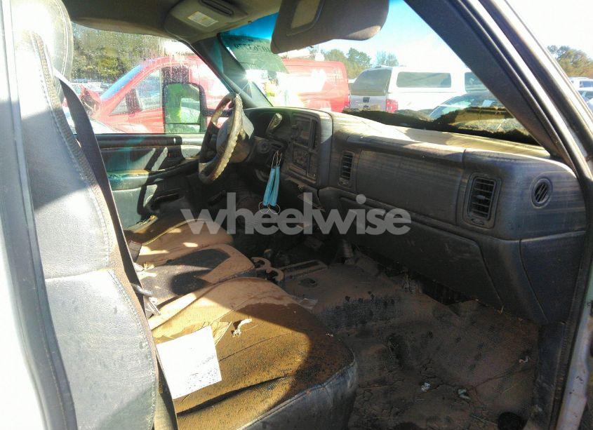 Photo 5 of 2002 Chevrolet Silverado 3500 CHASSIS (VIN 1GBJK34G82F173695)