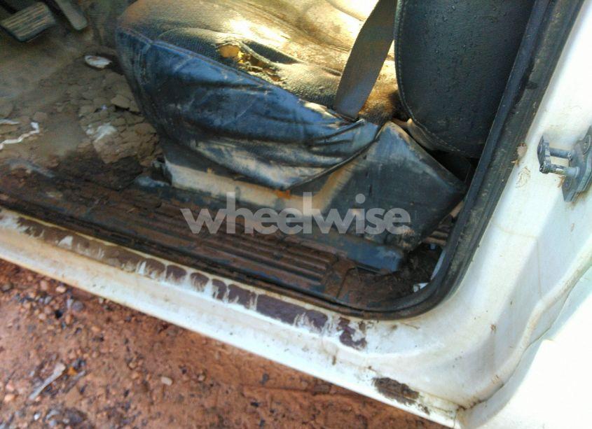 Photo 6 of 2002 Chevrolet Silverado 3500 CHASSIS (VIN 1GBJK34G82F173695)