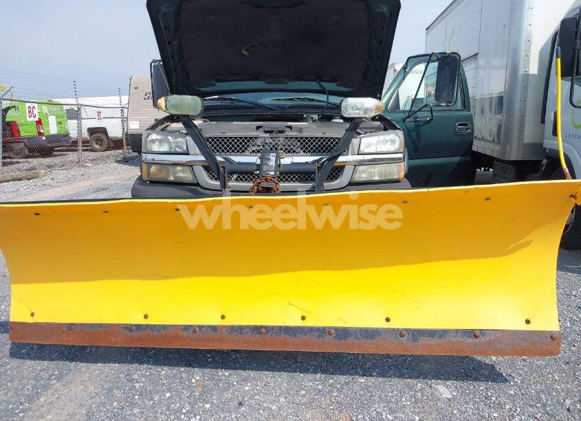 Photo 11 of 2003 Chevrolet Silverado 3500 CHASSIS (VIN 1GBJK34U53E260807)