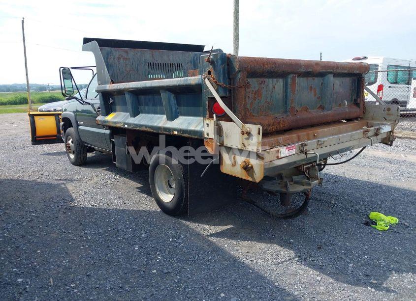 Photo 3 of 2003 Chevrolet Silverado 3500 CHASSIS (VIN 1GBJK34U53E260807)