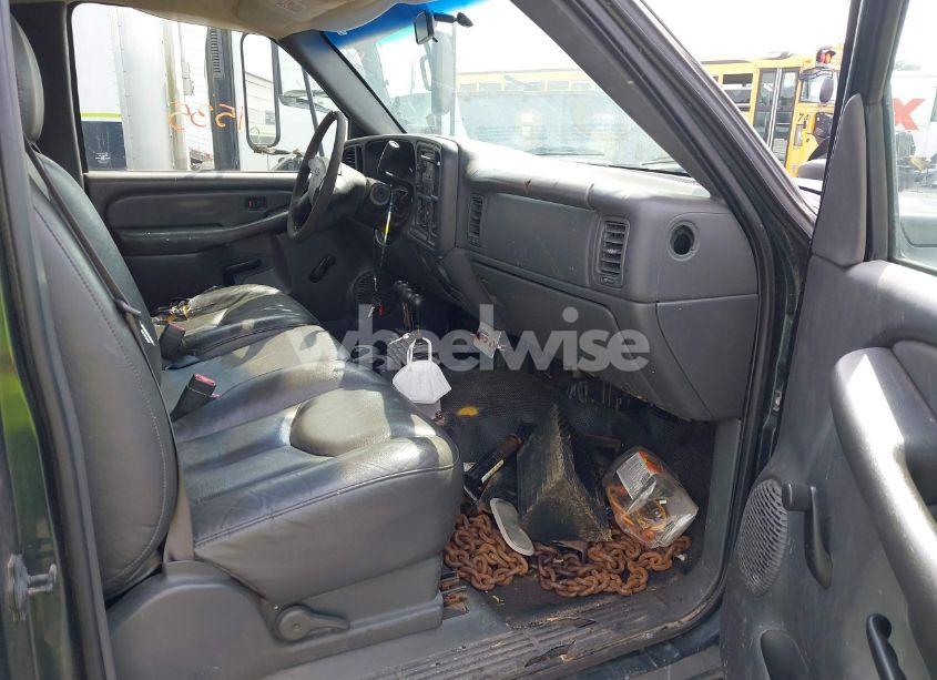 Photo 7 of 2003 Chevrolet Silverado 3500 CHASSIS (VIN 1GBJK34U53E260807)