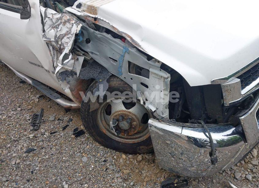 Photo 12 of 2009 Chevrolet Silverado 3500HD WORK TRUCK (VIN 1GBJK73619F149653)