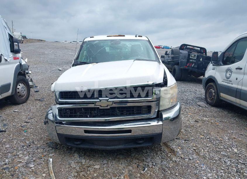 Photo 13 of 2009 Chevrolet Silverado 3500HD WORK TRUCK (VIN 1GBJK73619F149653)
