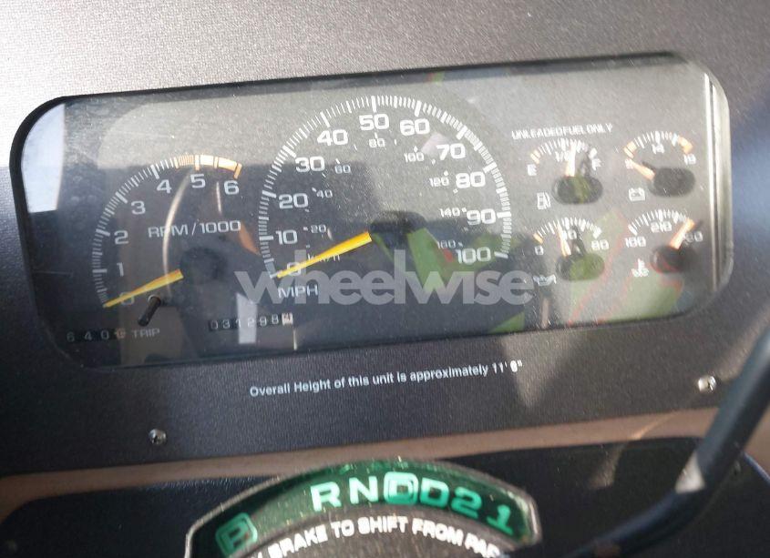 Photo 7 of 1998 Chevrolet P30 (VIN 1GBJP37JXW3316548)