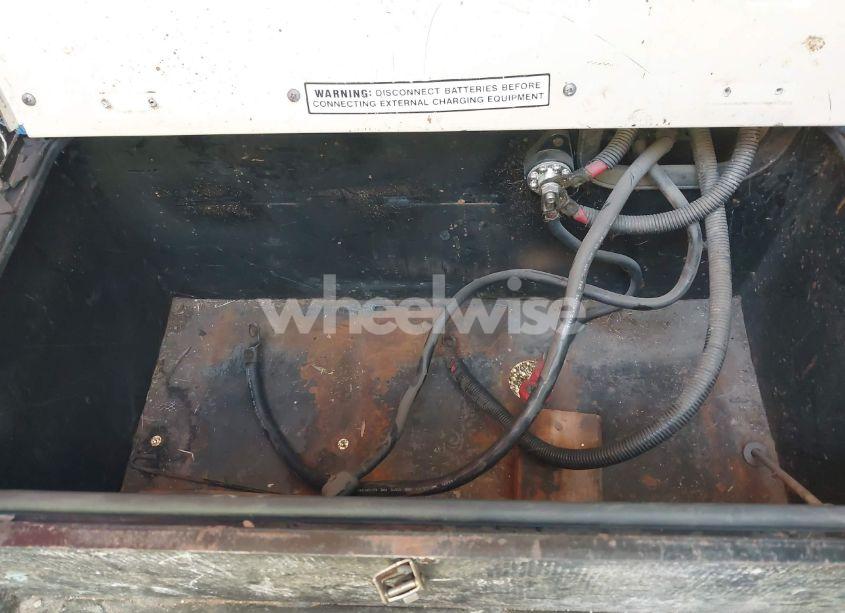 Photo 12 of 1993 Chevrolet P30 (VIN 1GBJP37N6P3303218)