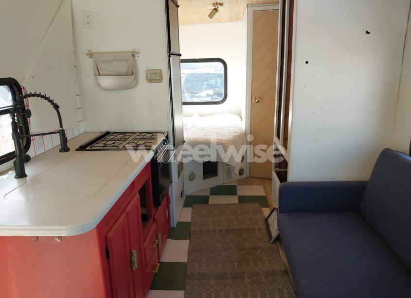 Photo 8 of 1993 Chevrolet P30 (VIN 1GBJP37N6P3303218)