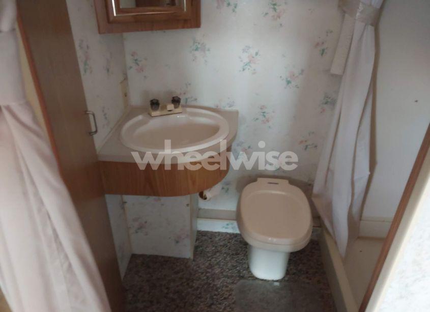 Photo 14 of 1993 Chevrolet P30 (VIN 1GBJP37N6P3311027)