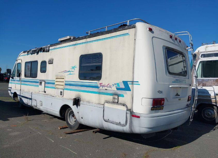 Photo 3 of 1993 Chevrolet P30 (VIN 1GBJP37N7P3314079)