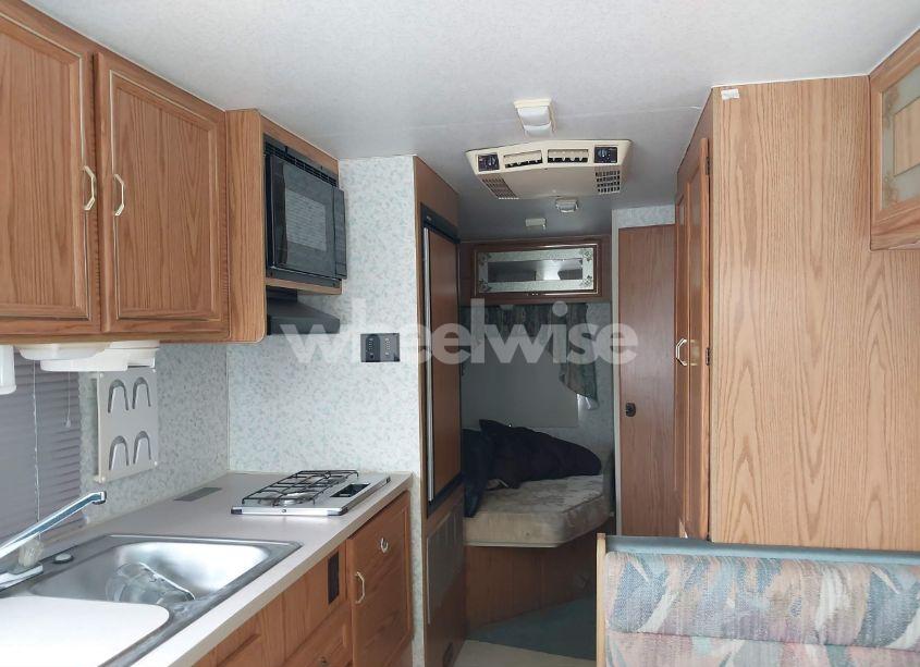 Photo 8 of 1996 Chevrolet P30 (VIN 1GBJP37N8T3301318)