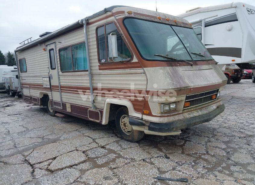 1985 Chevrolet P30 (VIN 1GBJP37W9F3332221) main photo