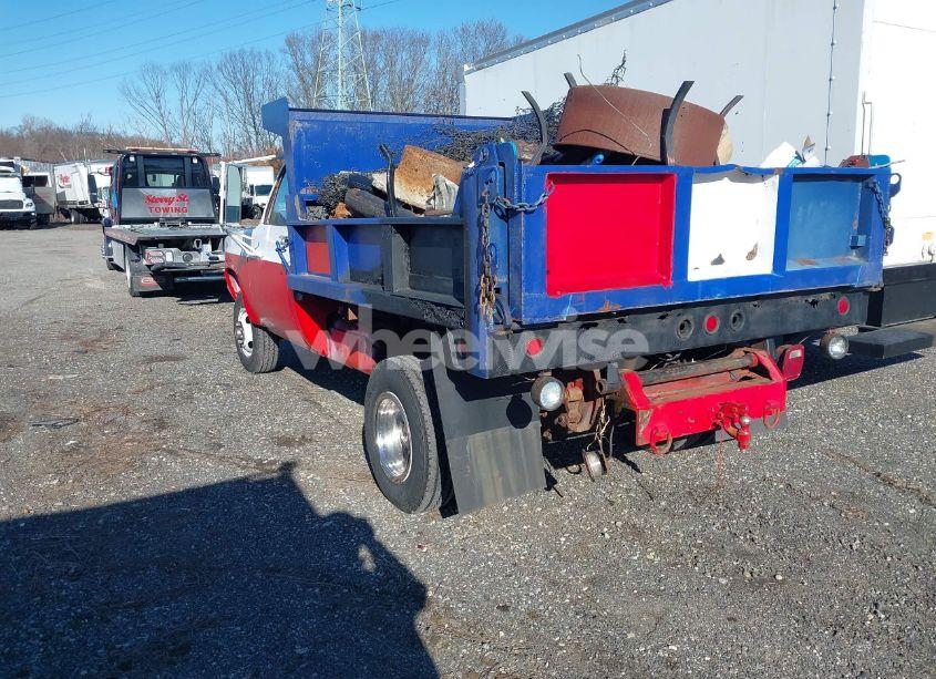 Photo 3 of 1989 Chevrolet V3500 (VIN 1GBJV34KXKJ100613)