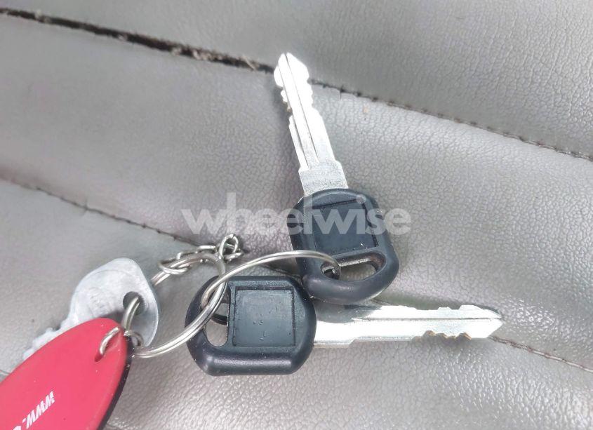 Photo 10 of 2000 Chevrolet C3500 HD CHASSIS (VIN 1GBKC34F7YF505532)