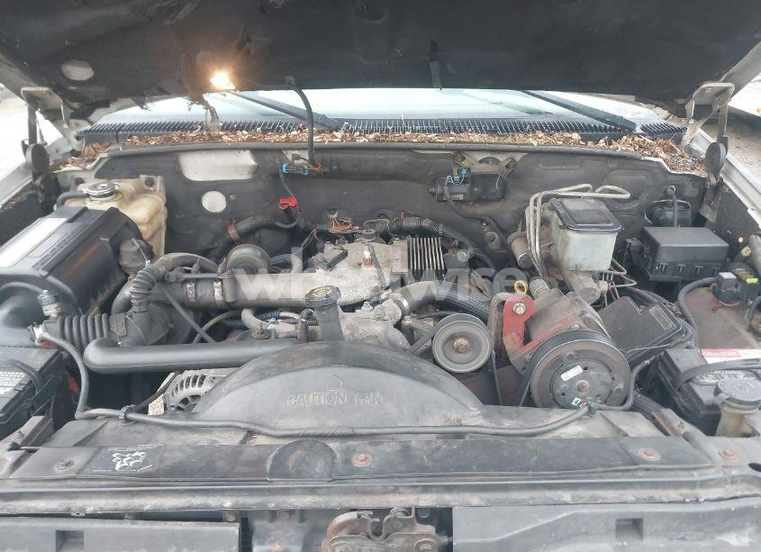 Photo 9 of 2000 Chevrolet C3500 HD CHASSIS (VIN 1GBKC34F7YF505532)