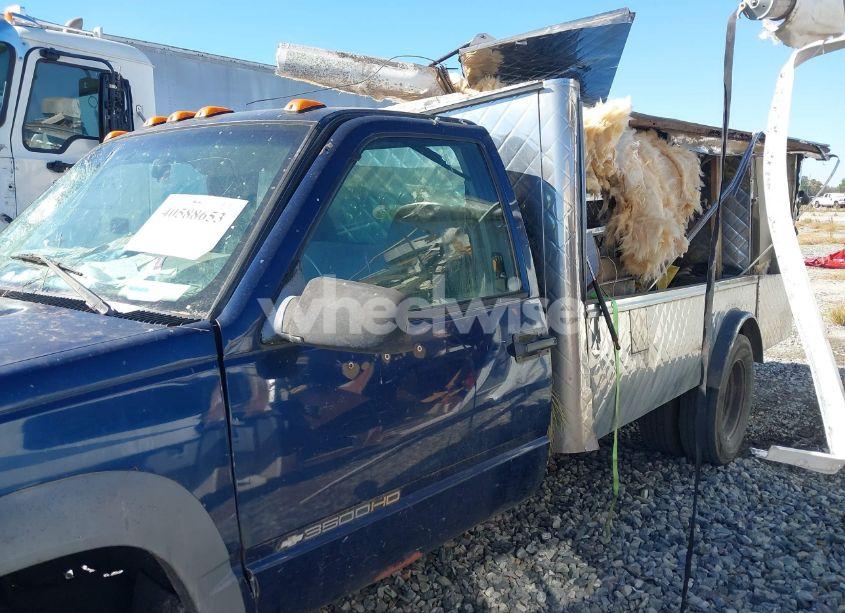 Photo 14 of 2000 Chevrolet C3500 HD CHASSIS (VIN 1GBKC34J4YF435136)