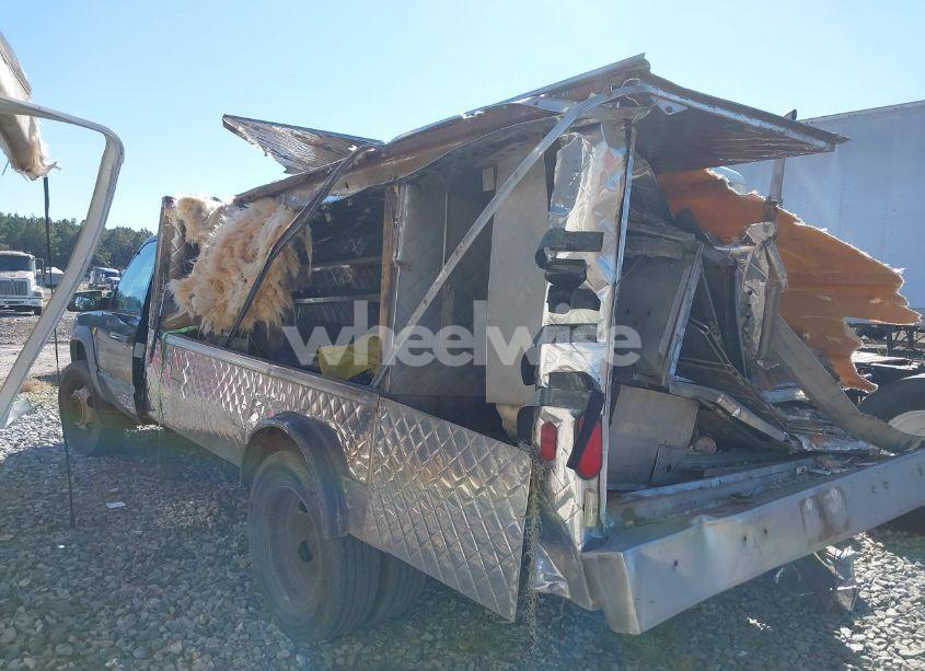 Photo 3 of 2000 Chevrolet C3500 HD CHASSIS (VIN 1GBKC34J4YF435136)