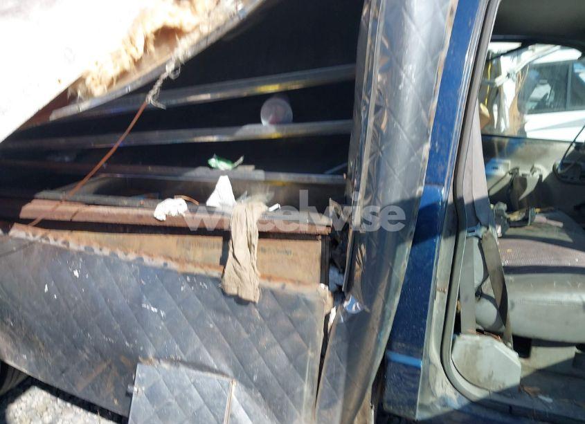 Photo 8 of 2000 Chevrolet C3500 HD CHASSIS (VIN 1GBKC34J4YF435136)