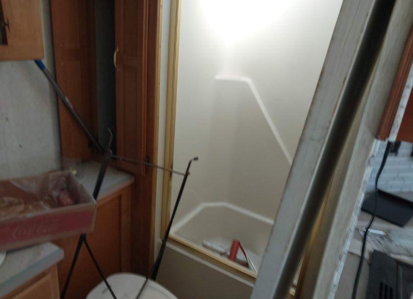 Photo 14 of 1996 Chevrolet P30 (VIN 1GBKP37F0T3303075)