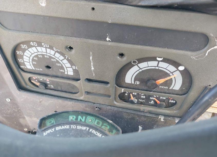 Photo 7 of 1996 Chevrolet P30 (VIN 1GBKP37F0T3303075)