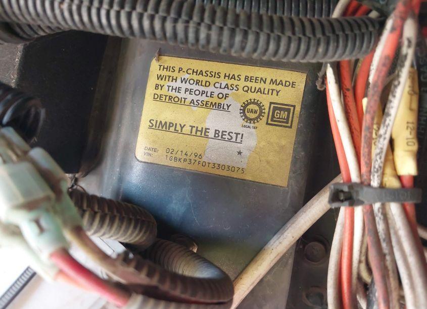 Photo 9 of 1996 Chevrolet P30 (VIN 1GBKP37F0T3303075)