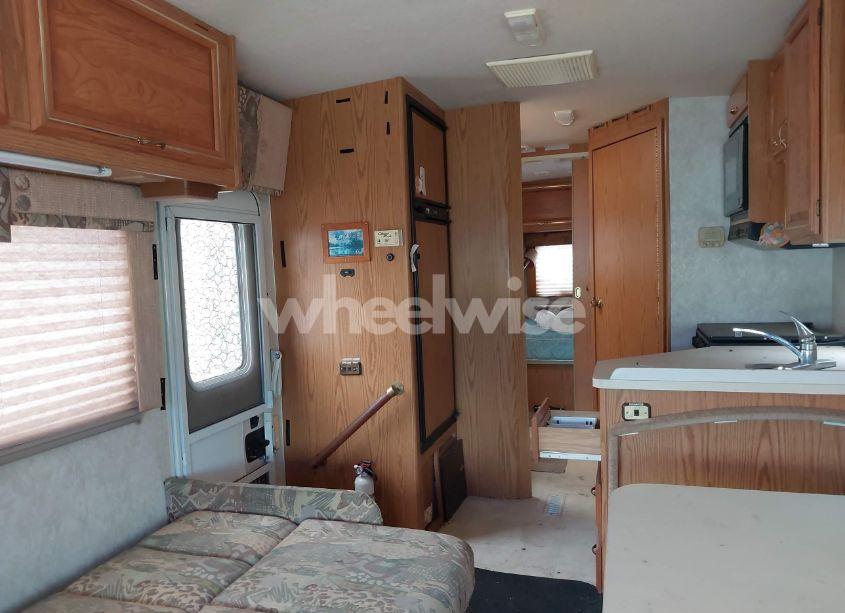 Photo 8 of 1997 Chevrolet P30 (VIN 1GBKP37J6V3309745)